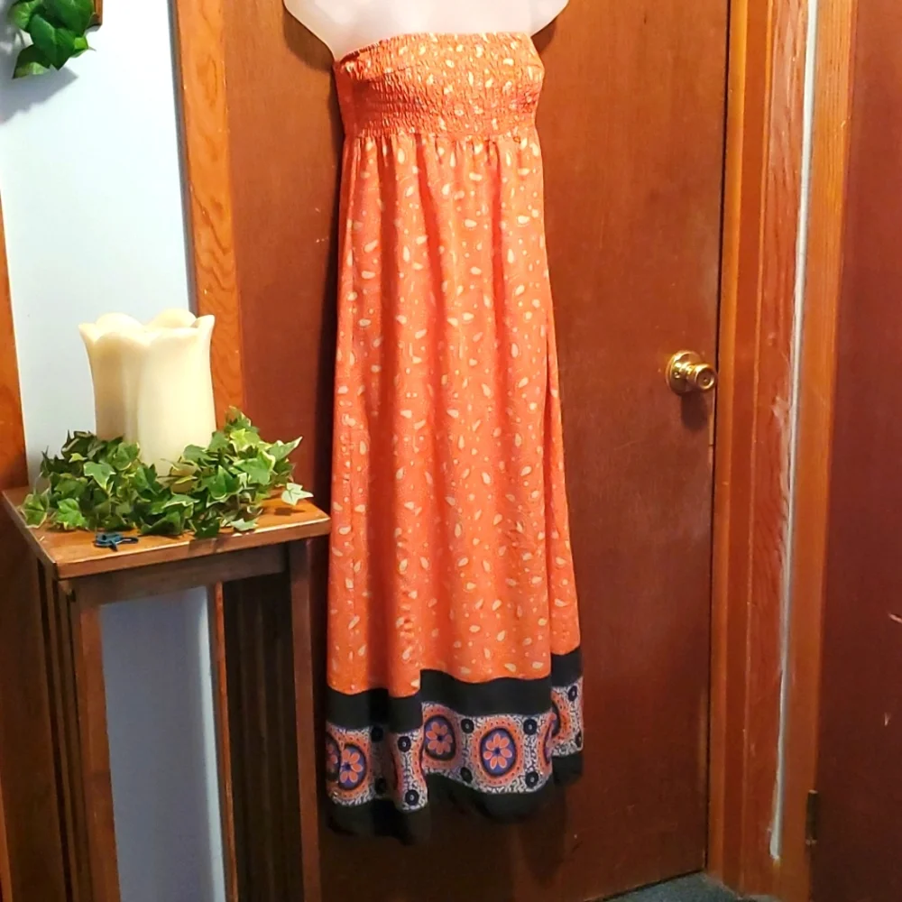 Charlotte Russe sundress. - Picture 1 of 8